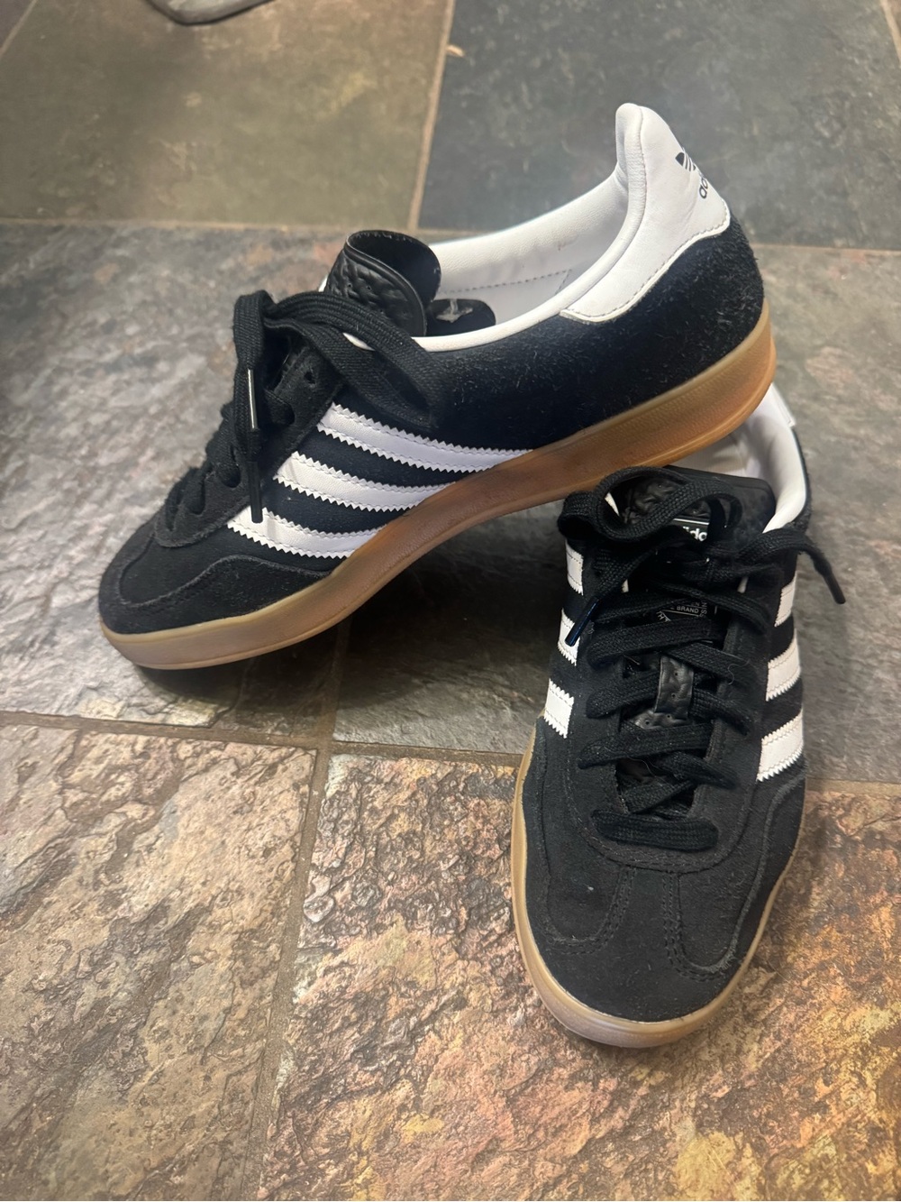 Excellent condition adidas Black & White gazelle Sneakers with Gum Sole 6.5